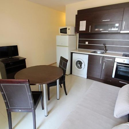 Menada Green Hills Apartments Sozopol Exteriör bild
