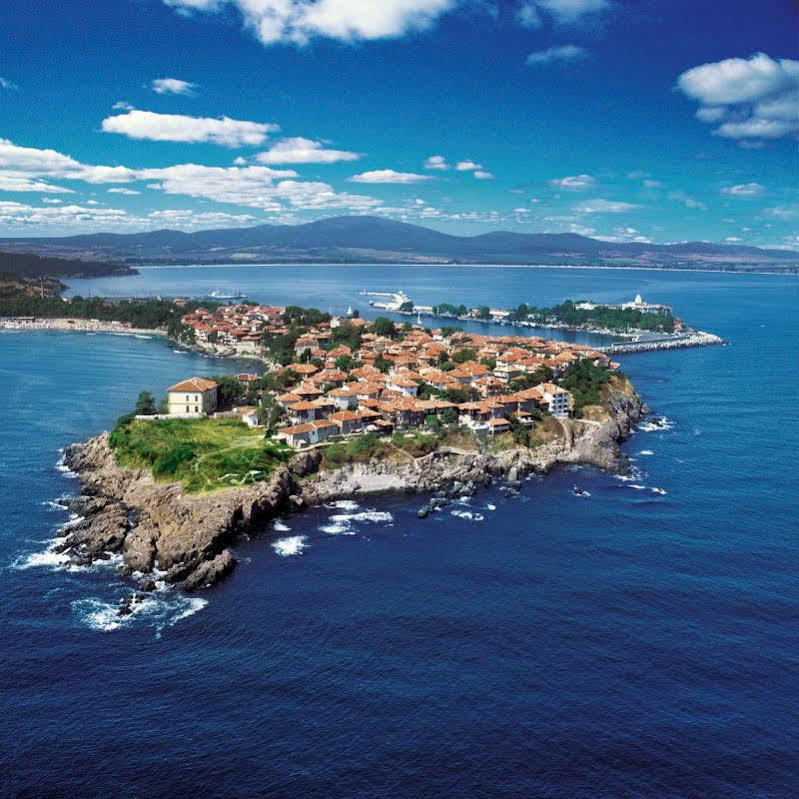 Menada Green Hills Apartments Sozopol Exteriör bild